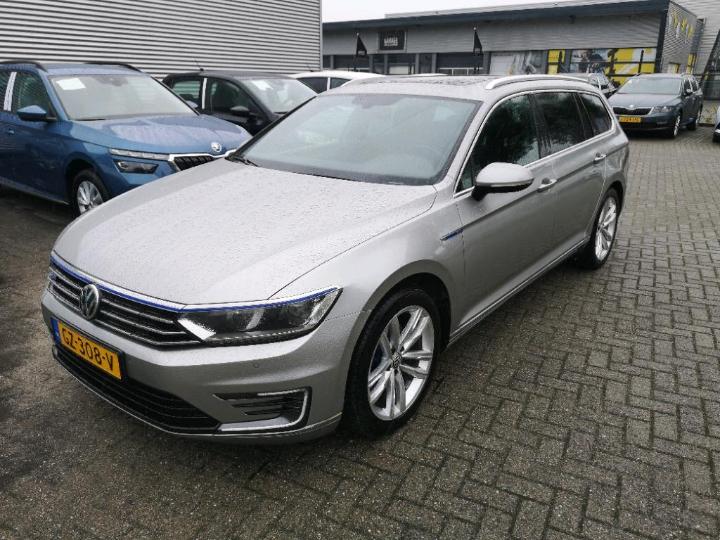 VOLKSWAGEN PASSAT 2015 wvwzzz3czge050796