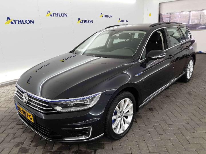 VOLKSWAGEN PASSAT 2015 wvwzzz3czge050881