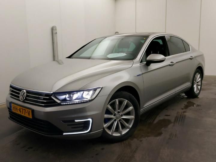 VOLKSWAGEN PASSAT 2015 wvwzzz3czge051420