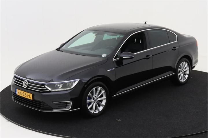 VOLKSWAGEN PASSAT 2015 wvwzzz3czge051780