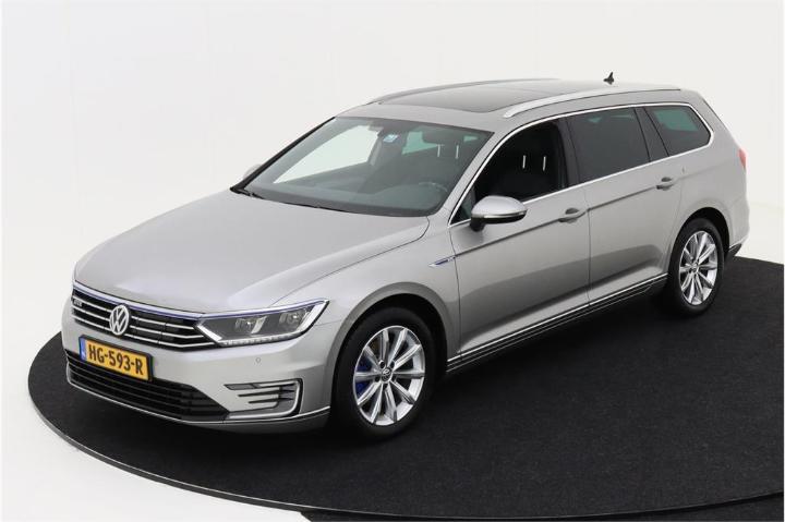 VOLKSWAGEN PASSAT 2015 wvwzzz3czge051947