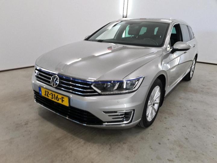 VOLKSWAGEN PASSAT 2015 wvwzzz3czge051989