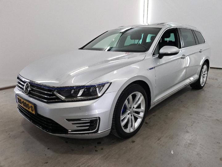 VOLKSWAGEN PASSAT 2015 wvwzzz3czge052097