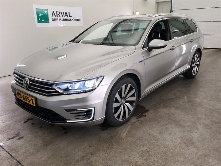 VOLKSWAGEN PASSAT 2015 wvwzzz3czge052809