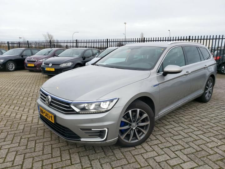 VOLKSWAGEN PASSAT 2015 wvwzzz3czge053936