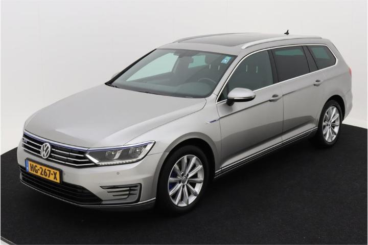 VOLKSWAGEN PASSAT 2015 wvwzzz3czge053948