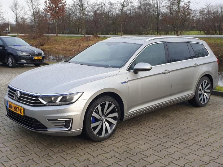 VOLKSWAGEN PASSAT 2015 wvwzzz3czge055217