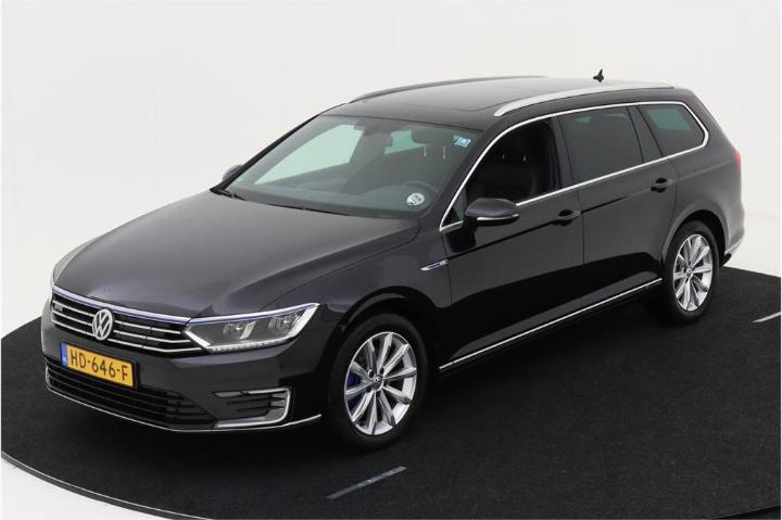 VOLKSWAGEN PASSAT 2015 wvwzzz3czge055669