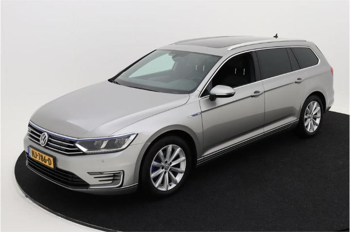 VOLKSWAGEN PASSAT 2015 wvwzzz3czge055843