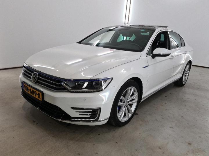 VOLKSWAGEN PASSAT 2015 wvwzzz3czge056322