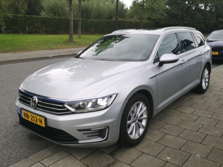 VOLKSWAGEN PASSAT 2015 wvwzzz3czge056905