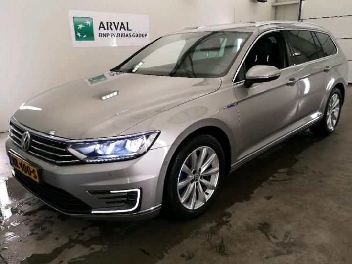 VOLKSWAGEN PASSAT 2015 wvwzzz3czge058273