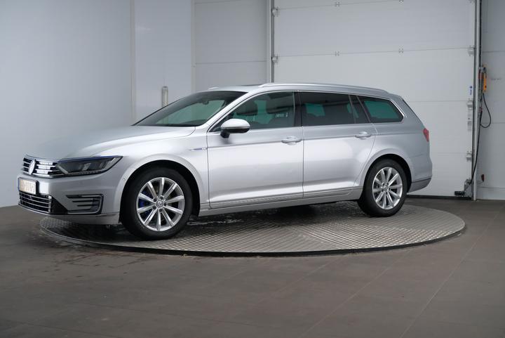 VOLKSWAGEN PASSAT 2015 wvwzzz3czge058551