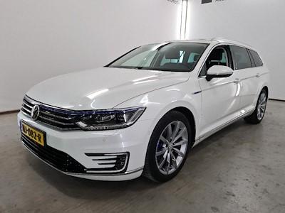 VOLKSWAGEN PASSAT 2015 wvwzzz3czge059650