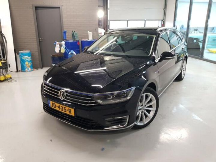 VOLKSWAGEN PASSAT 2015 wvwzzz3czge067492