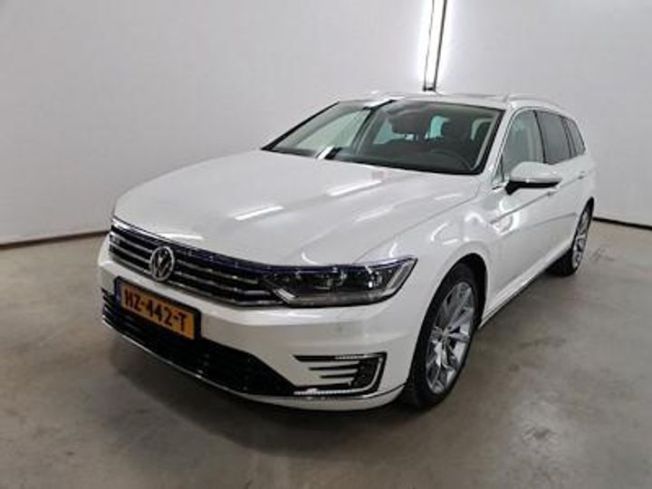 VOLKSWAGEN PASSAT 2015 wvwzzz3czge069479