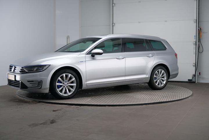 VOLKSWAGEN PASSAT 2015 wvwzzz3czge070396