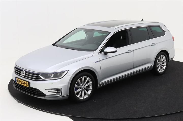 VOLKSWAGEN PASSAT 2015 wvwzzz3czge071023