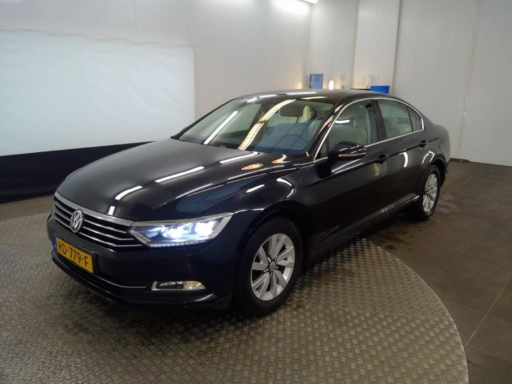 VOLKSWAGEN PASSAT 2015 wvwzzz3czge071147