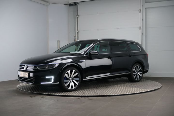 VOLKSWAGEN PASSAT 2015 wvwzzz3czge071419