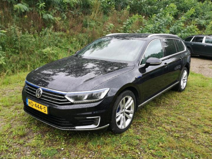 VOLKSWAGEN PASSAT 2015 wvwzzz3czge078260