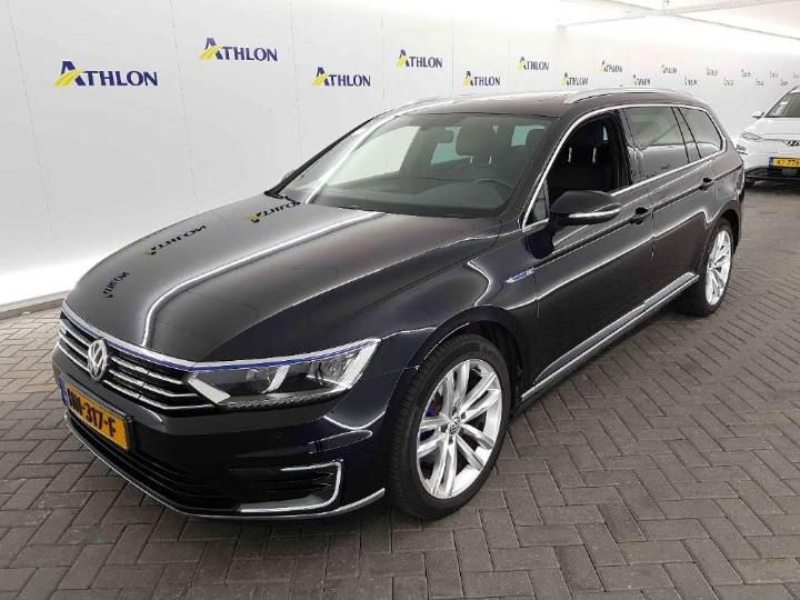 VOLKSWAGEN PASSAT 2015 wvwzzz3czge080457