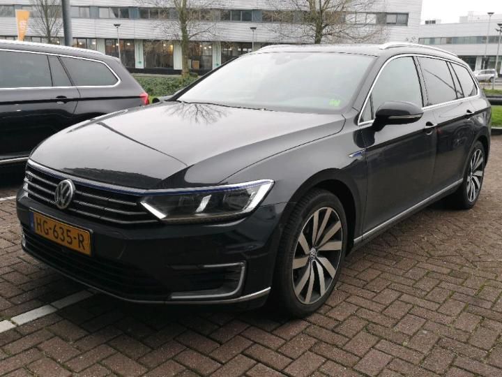 VOLKSWAGEN PASSAT 2015 wvwzzz3czge081011