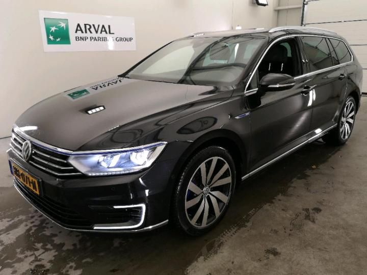 VOLKSWAGEN PASSAT 2015 wvwzzz3czge081314