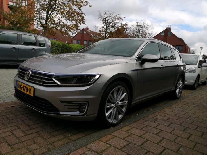 VOLKSWAGEN PASSAT 2015 wvwzzz3czge082209