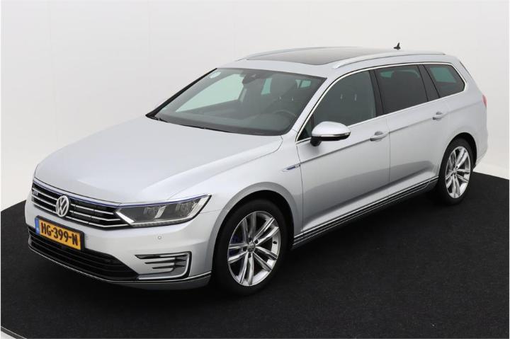 VOLKSWAGEN PASSAT 2015 wvwzzz3czge082540