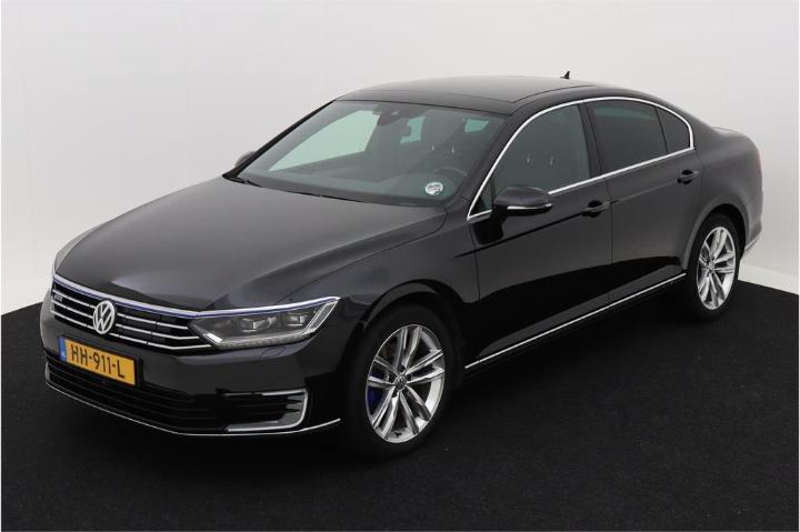 VOLKSWAGEN PASSAT 2015 wvwzzz3czge083557