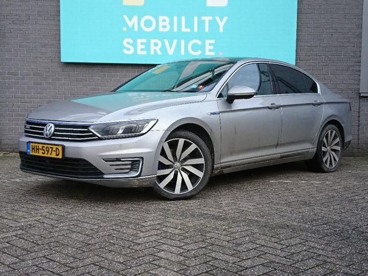 VOLKSWAGEN PASSAT 2015 wvwzzz3czge090355