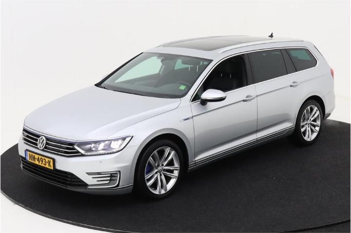 VOLKSWAGEN PASSAT 2015 wvwzzz3czge091627