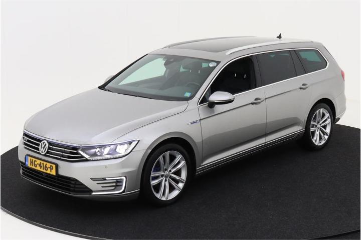 VOLKSWAGEN PASSAT 2015 wvwzzz3czge091645