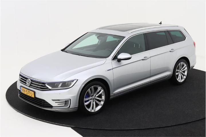 VOLKSWAGEN PASSAT 2015 wvwzzz3czge091806