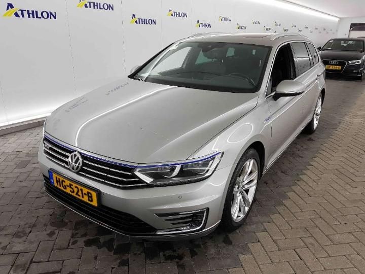 VOLKSWAGEN PASSAT 2015 wvwzzz3czge092460