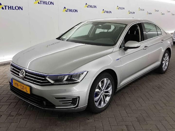 VOLKSWAGEN PASSAT 2015 wvwzzz3czge093802