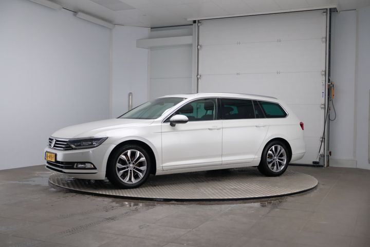 VOLKSWAGEN PASSAT 2015 wvwzzz3czge098048