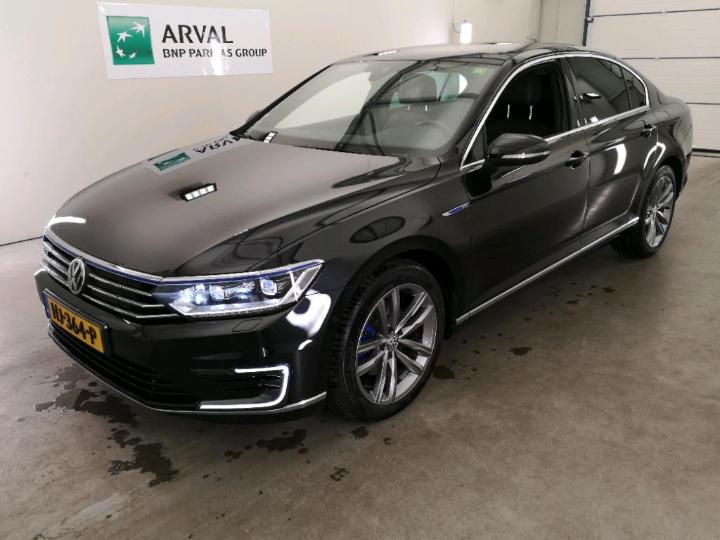 VOLKSWAGEN PASSAT 2015 wvwzzz3czge102907