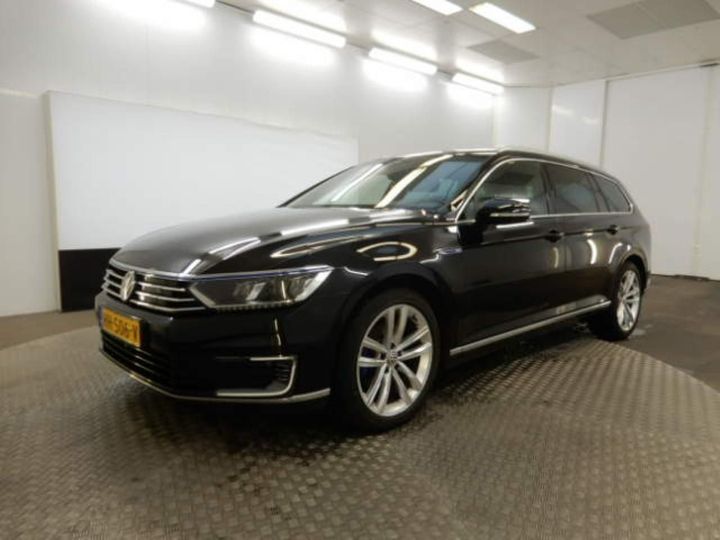 VOLKSWAGEN PASSAT 2015 wvwzzz3czge103251