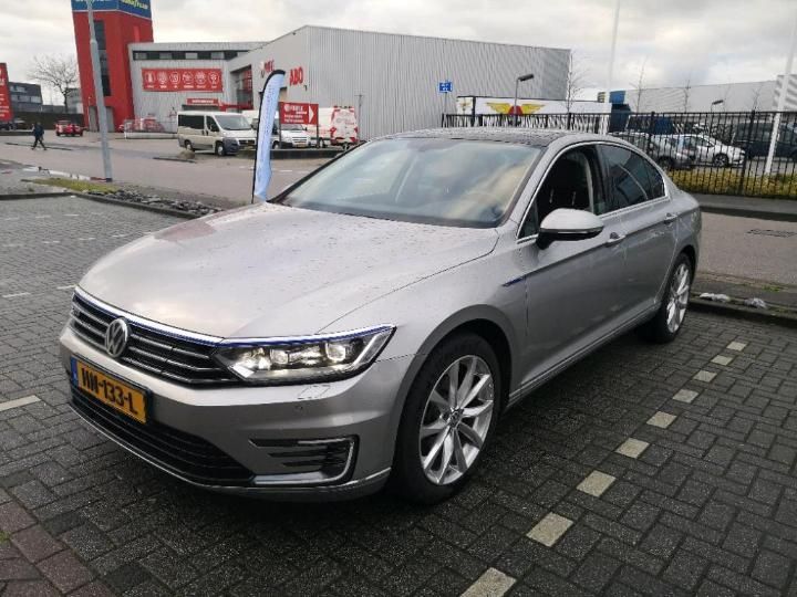 VOLKSWAGEN PASSAT 2015 wvwzzz3czge103799