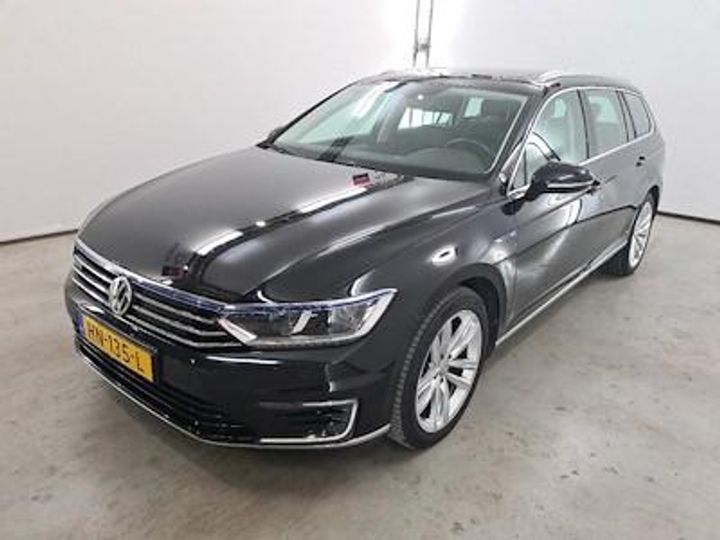 VOLKSWAGEN PASSAT 2015 wvwzzz3czge104294