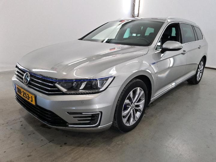 VOLKSWAGEN PASSAT 2015 wvwzzz3czge104418