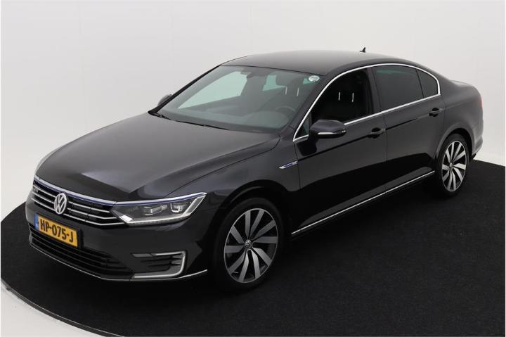 VOLKSWAGEN PASSAT 2015 wvwzzz3czge104531