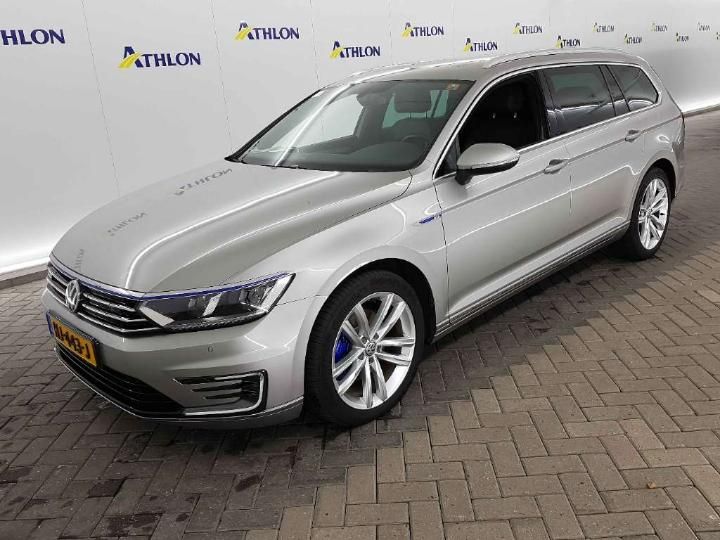 VOLKSWAGEN PASSAT 2015 wvwzzz3czge105634