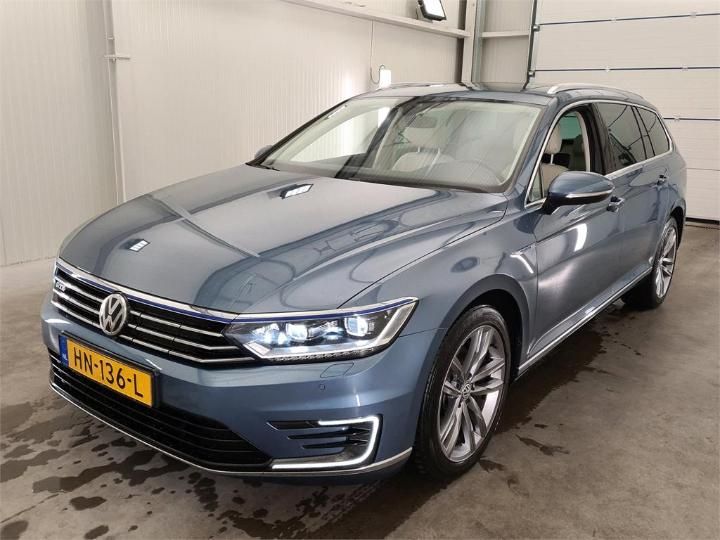 VOLKSWAGEN PASSAT 2015 wvwzzz3czge107514