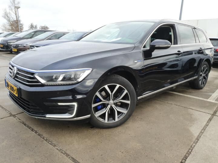 VOLKSWAGEN PASSAT 2015 wvwzzz3czge114668