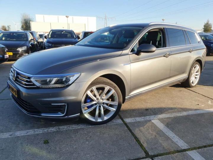 VOLKSWAGEN PASSAT 2015 wvwzzz3czge115624