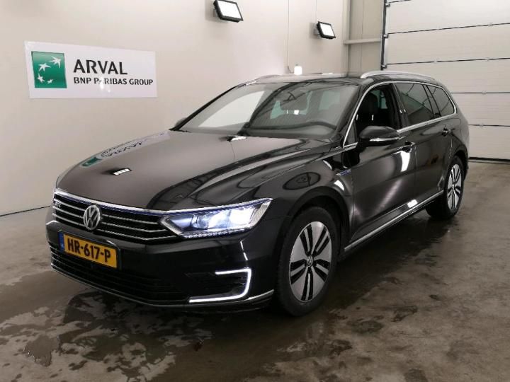 VOLKSWAGEN PASSAT 2015 wvwzzz3czge116789