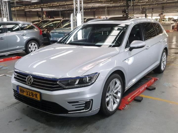 VOLKSWAGEN PASSAT 2015 wvwzzz3czge117239